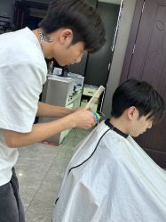 -藤野造型烫发染发