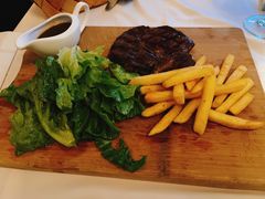 -火车头法国西餐厅