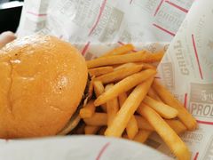 儿童牛肉餐-The Habit Burger Grill 哈比特汉堡(爱琴海店)