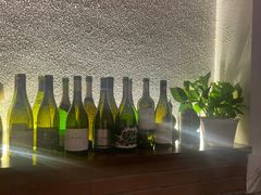 -肆海小川菜酒馆Wine Bistro (青年路店)