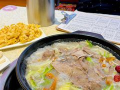 -九寨特色牦牛肉汤锅 羊肉汤锅