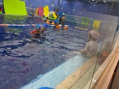 -龙格亲子游泳·水育早教运动中心(绿宝中心)
