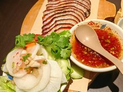 -大头虾越式风味餐厅(光明广场店)