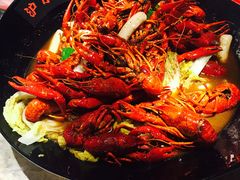 -沪小胖小龙虾(淮海中路旗舰店)