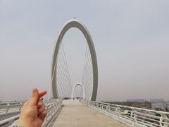-南京眼步行桥