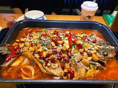 烤盘清江鱼香辣-小小河边鱼(天润城店)