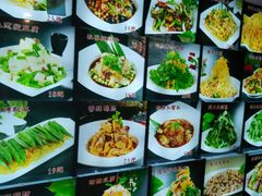 -马路边上·小海鲜烧烤(八一路店)