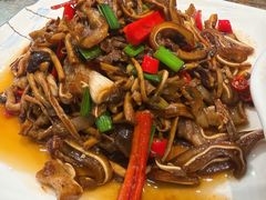 茶树菇炒顺风-神仙钵湘香土菜馆(光华路店)