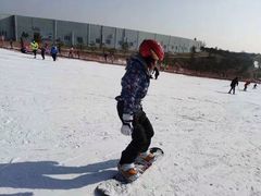 -华彬猛犸滑雪场