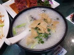 -粤色·老广州茶餐厅(河南商会大厦店)