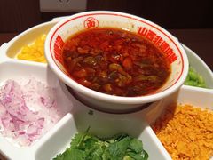 -顺溜·手工刀削面·黑金店(铜锣湾店)