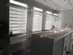 -目艮眼镜SHOWROOM(品牌集合店)