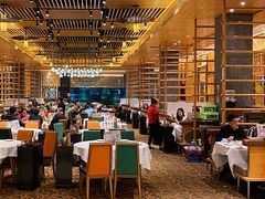 大堂-稻香酒家·34年老字号·港式粤菜(汉街店)