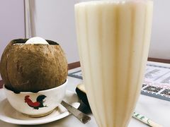原只椰子炖蛋白-黄师奶甜品店