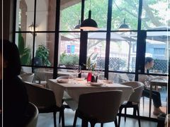 靠窗位-Solo(衡山路店)