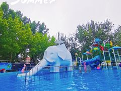 -青年湖公园水上世界