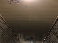 -洞庭洲·防空洞火锅·烧烤·铜锅涮肉(新百广场店)