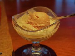 椰奶草莓冰淇淋-花马天堂云南餐厅 Lost Heaven(外滩店)