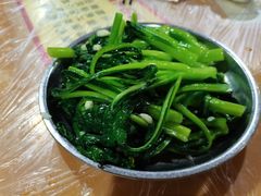 -满記土窑烧鷄波浪山莊