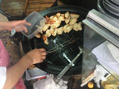 -黄阿姨锅贴大王(万航渡路店)