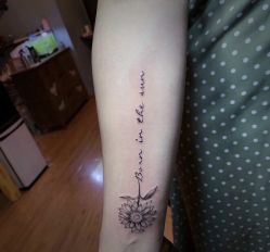 -椿树下·Tattoo纹身工作室