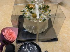 -小苍兰风铃草·礼物蛋糕(沈阳店)