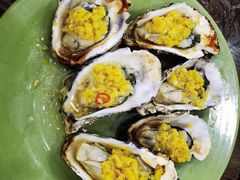 蒜蓉蒸生蚝-贞姨美食·老字号海鲜大排档