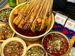 -拈签一笑黄牛肉辣卤串串