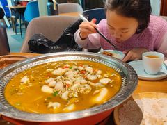 -有红鸡毛店·川菜(建设路店)