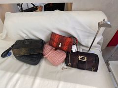 -六六奢品·vintage中古·回收二手奢侈品包包手表首饰(环球港店)