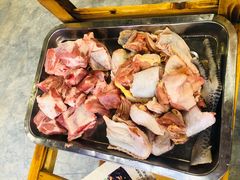 散养鸡-地锅公社·现炒地锅鸡·地锅鱼·夜宵(罗锦路店)