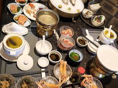 -半岛翡丽海鲜自助餐厅(观风亭店)