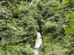 -龙水峡地缝景区