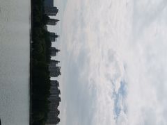 -世纪公园-1号门停车场