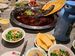 -忘情水鱼头·鲜鱼火锅(滨江中路店)