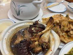 -老码头黑皮肘子锅包肉(文政街店)