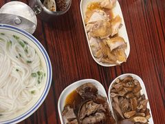 -香辉食馆(新兴路店)