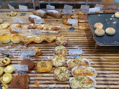 -苹果花园(南泉路店)