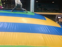 -蒙特利亲子乐园