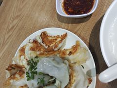 -三好食堂(煎饺·馄饨·肉饼米线·盛世广场店)