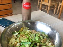 干锅手撕包菜-上海交通大学新疆餐厅