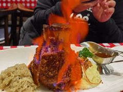 火焰猪蹄-1886德国汽车餐厅(外滩十六铺码头店)