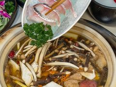 -土连锅·现熬养生汤锅(梁家巷店)