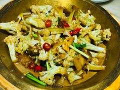 大盘有机花菜-佬麻雀·剁椒鱼头(京基KK One店)