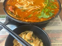 -肥汁米蘭香港米线(定西路店)
