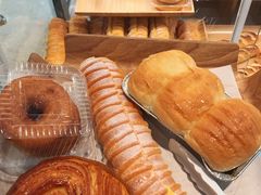 -皇冠幸福里动物奶油生日蛋糕(中山大道二中店)