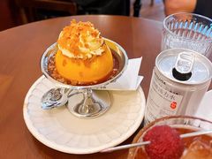 -Café Monson