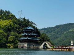 -严子陵钓台(富春江小三峡)