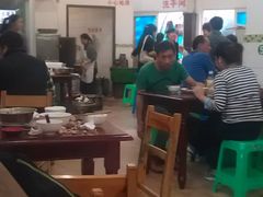 大堂-雷祖芳老妈蹄花店