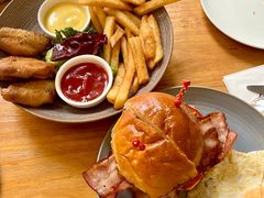 -Money Shops(愚园路店)